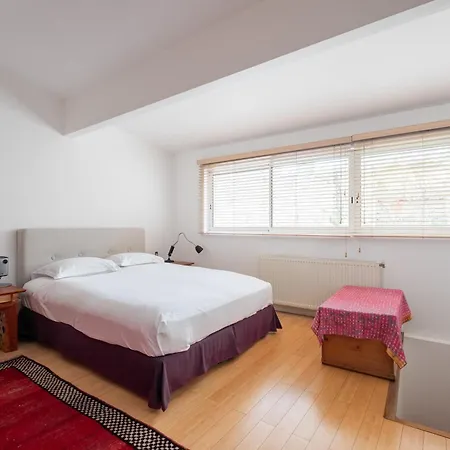 Veeve - Urban Sanctuary Holiday home *